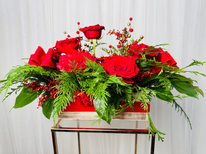 Happy Holidays - Christmas Centrepiece