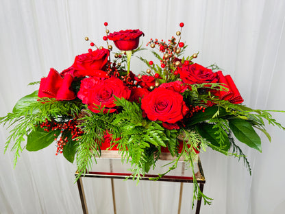 Happy Holidays - Christmas Centrepiece