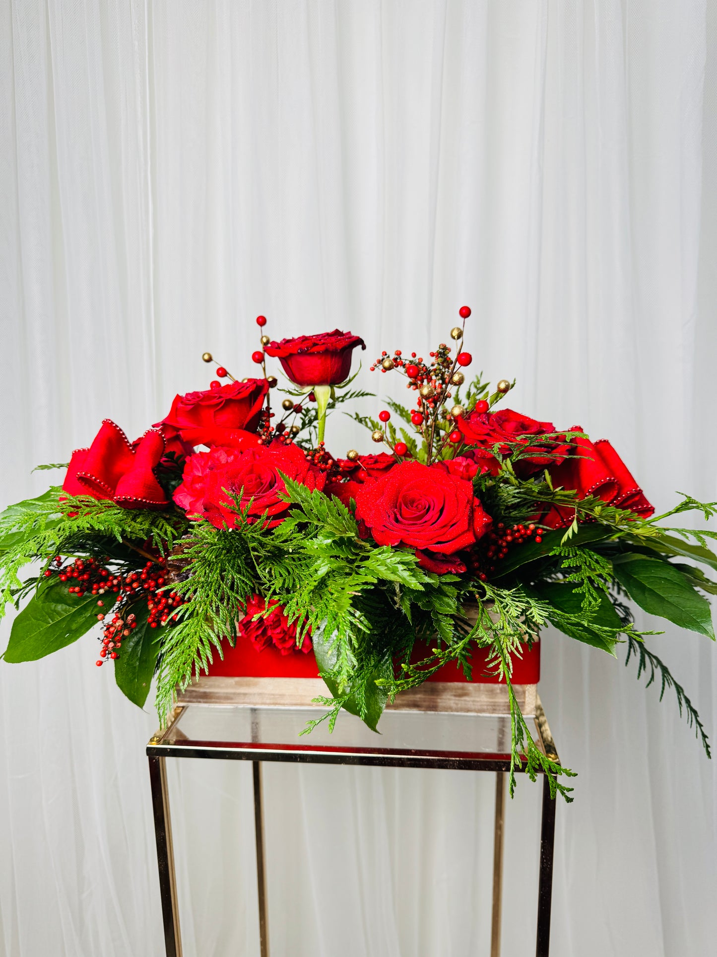 Happy Holidays - Christmas Centrepiece